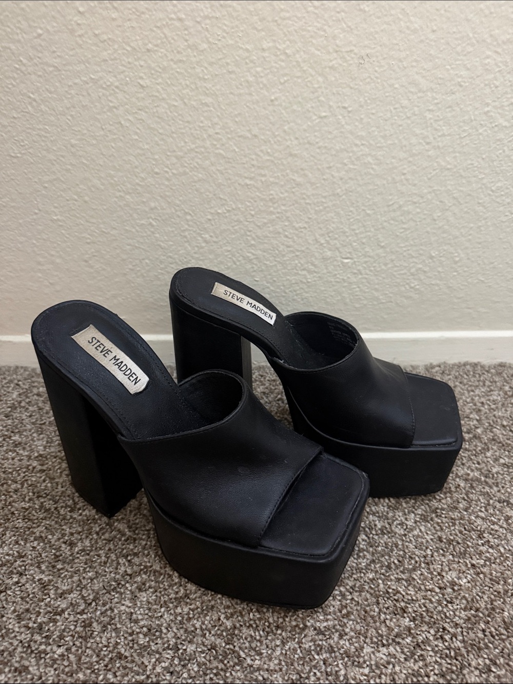 Steve Madden Black Chunky Platform Mule Sandals